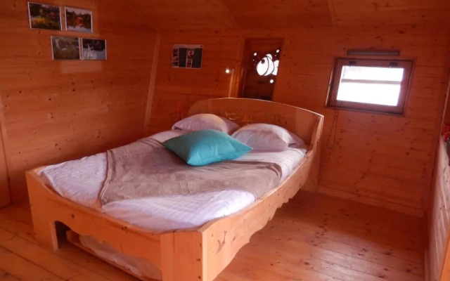 Village Flottant de Pressac