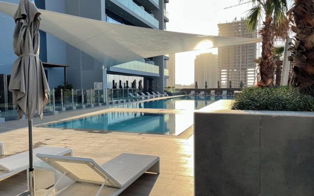 Beautiful Views From 30th Floor 2BD JVC