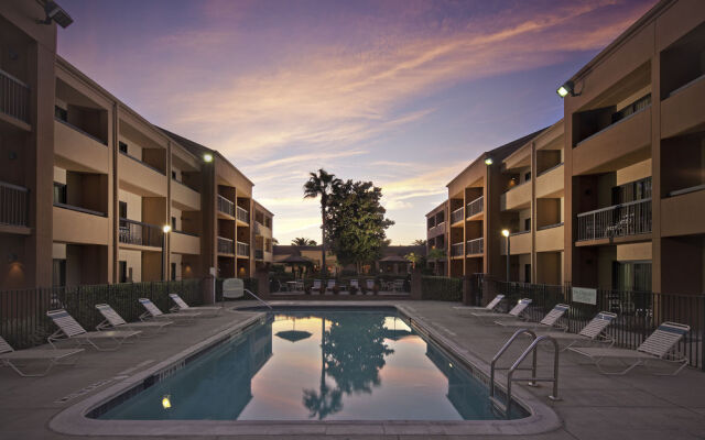 Courtyard Orlando Airport