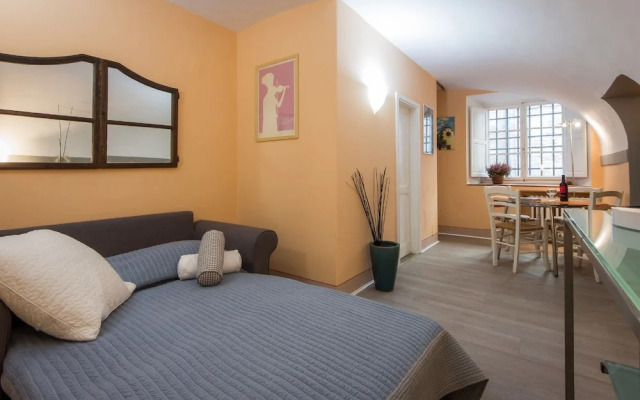 Pandolfini Courtyard