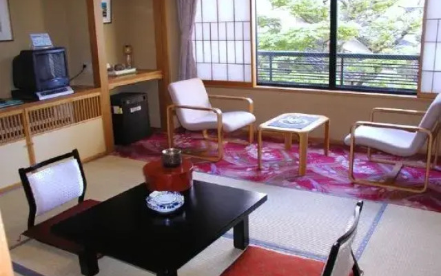 Wakaba Ryokan