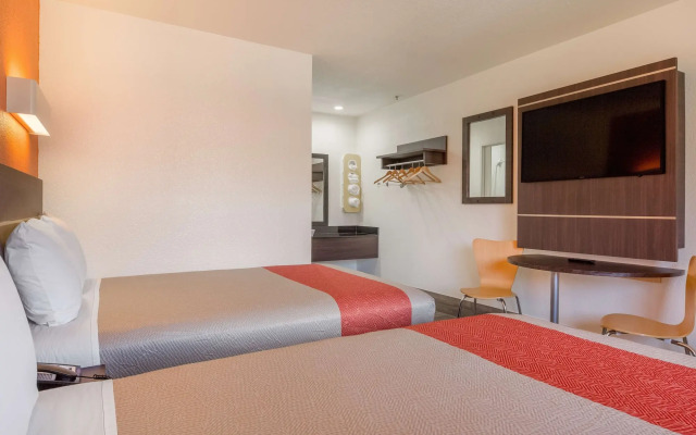 Motel 6 Fremont, CA - South