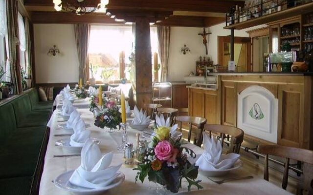 Gasthof Pension Appartements Zur Gams