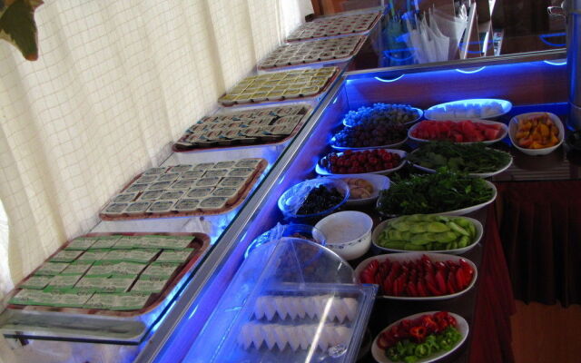 SOS Cave Hotel