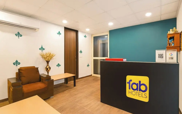FabHotel Saket Residency