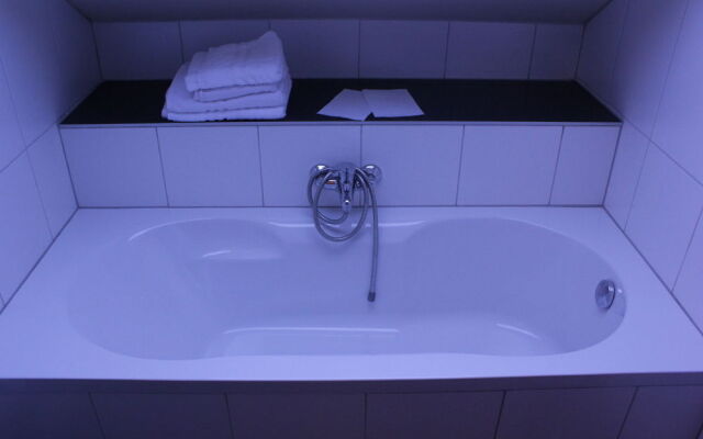 hotel le bonheur