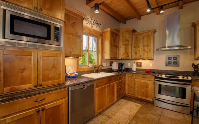 Leland Creek Home