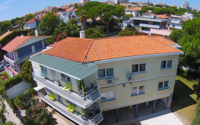 Pine Tree Villa