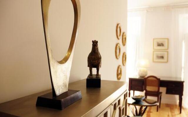 Sado Blue - City & River Flats by Be@home