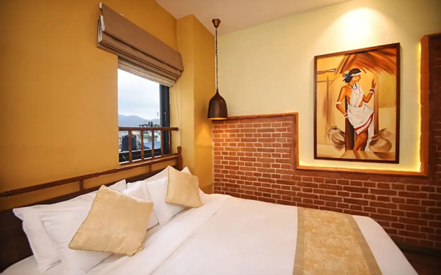 Woodapple Hotel and Spa