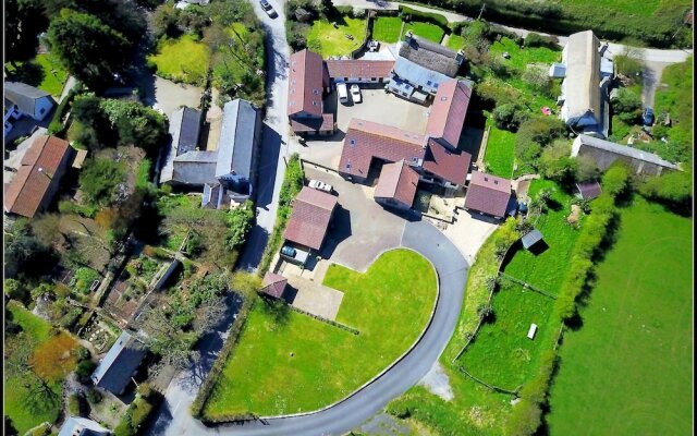 Georgeham Thornclose Barn 4 Bedrooms