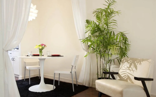 Richmond Studios South Beach