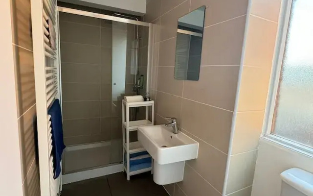 Fun Energetic Oasis in Islington - Sleeps6