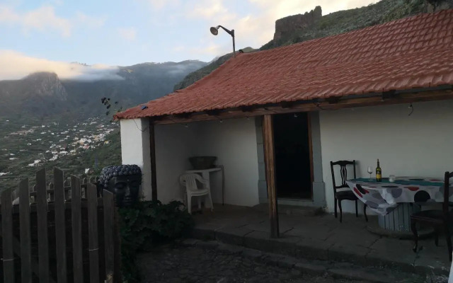 La Cueva Refugio