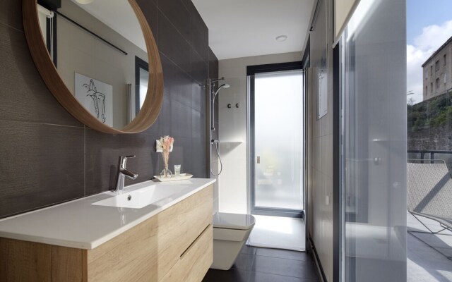 Amani Terrace Apartment by FeelFree Rentals