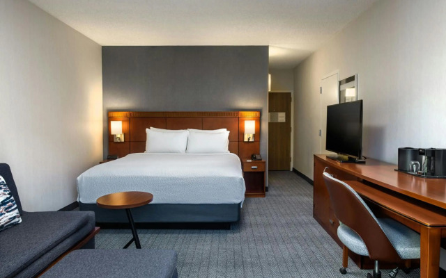 Courtyard Phoenix North by Marriott