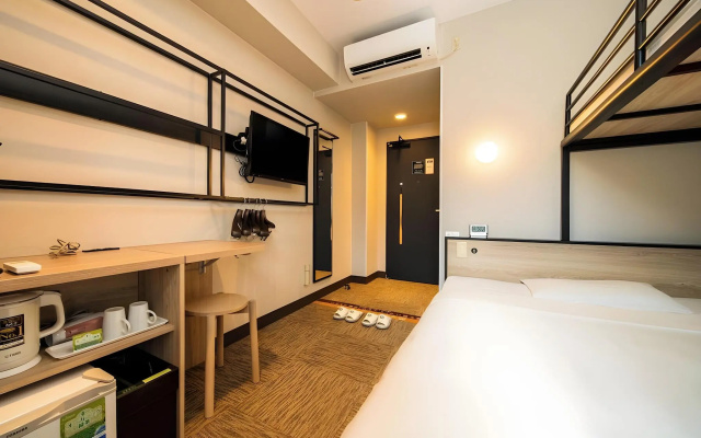 Super Hotel Naha Shintoshin – Guest Rooms – Naha
