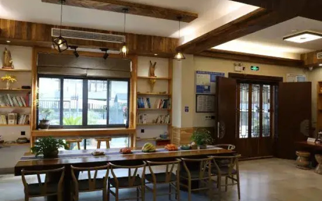 Guinange Hostel