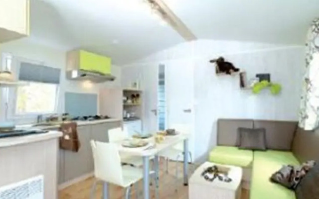 Camping de la Récré - Le Village Loisirs