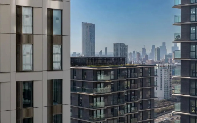 Stratford Apartments by Urban Rest