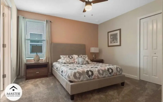 9 Bedrooms S / Storey Lake Home by RedAwning