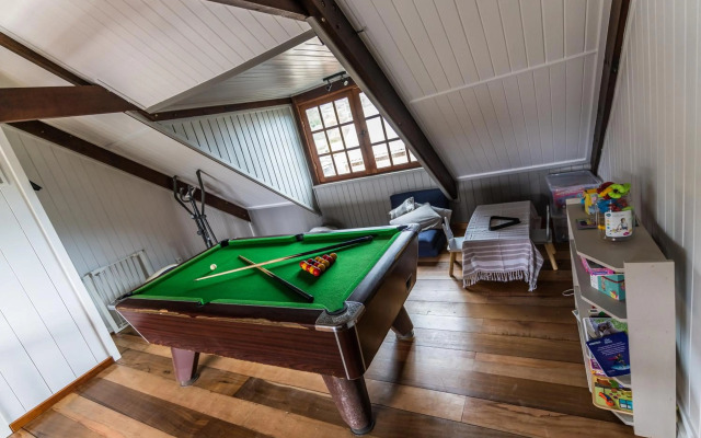 Magnifique villa avec cheminée au tevelave