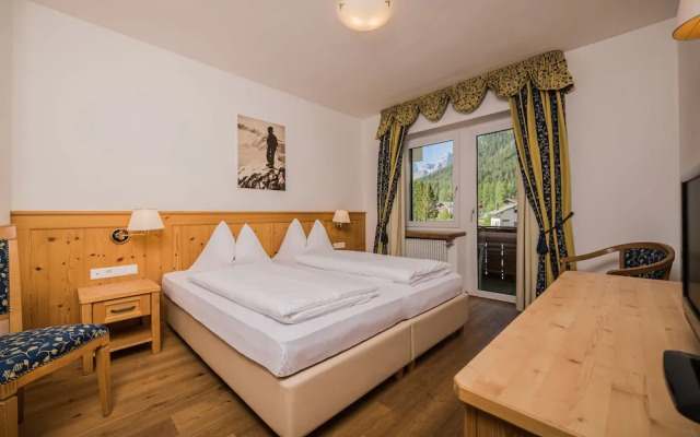 Hotel Waldheim Sexten Sesto
