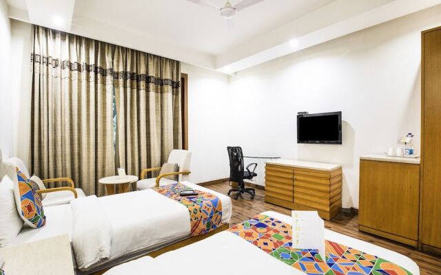 FabHotel GRD DLF Square