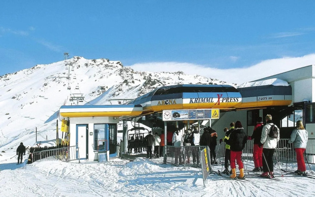 Chalet in Zillertal Near Ski Slopes