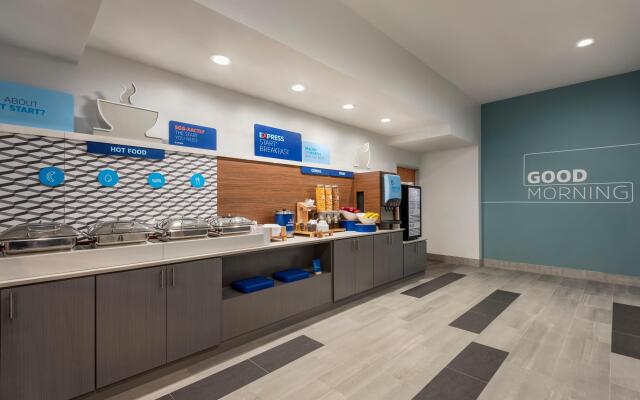 Holiday Inn Express Dumfries by IHG