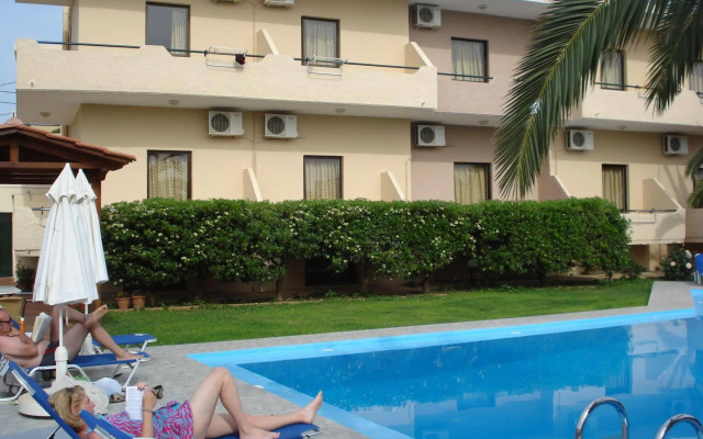 Argo Apartments