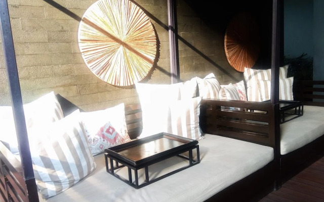 Luxurious 3br Senopati Suites Apartment Near Scbd