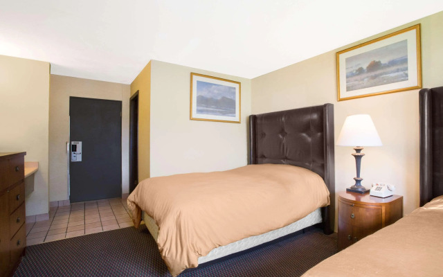 Knights Inn Endwell