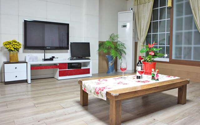 Tongyeong Ocean Love Pension