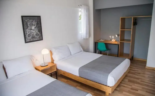 Hostal Tres Central