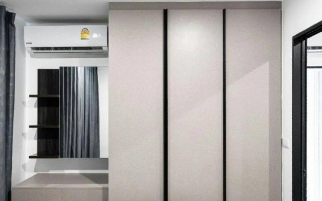 The Excel Groove Condo at Lasalle 52