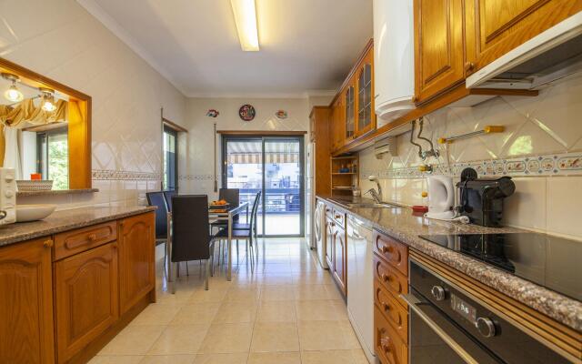 C03 - Avenue Backstreet Flat