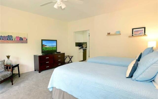 Grand Champions 27 - Two Bedroom Condo