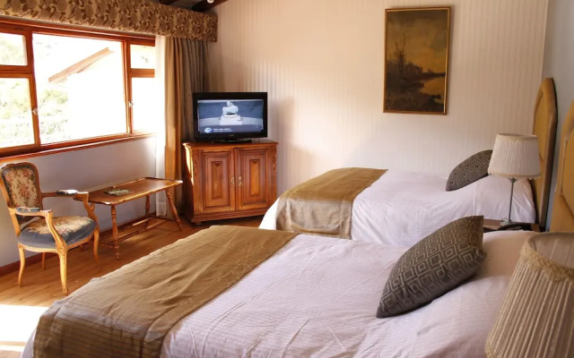 Uzhupud Garden Hotel & lodge