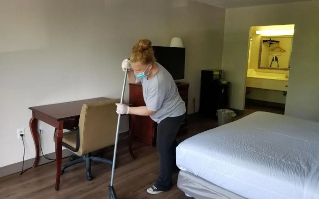 Econo Lodge Coliseum