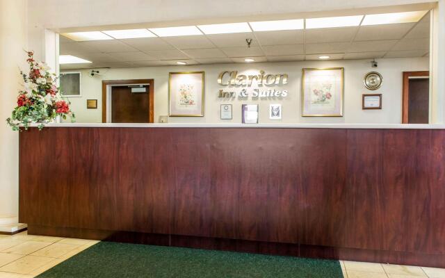 Clarion Inn & Suites Northwest