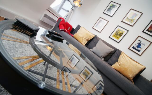 Stay In Cardiff Crichton House