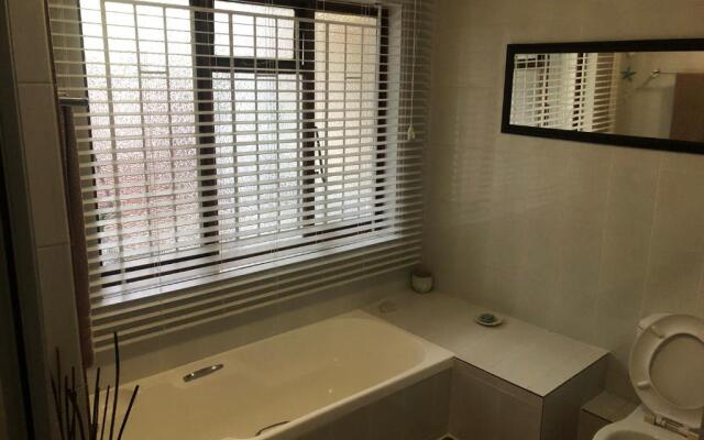 84 Leonora Drive - Family Holiday Home