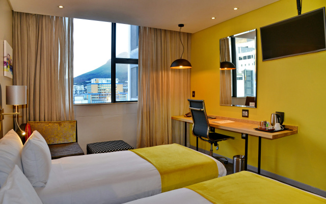 Cresta Grande Cape Town - Image 3