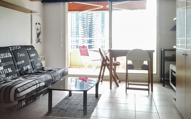 Studio in Beausoleil, With Wonderful sea View, Pool Access, Furnished
