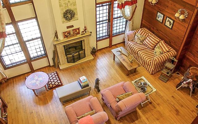 Beautiful Home in Manziana With 4 Bedrooms