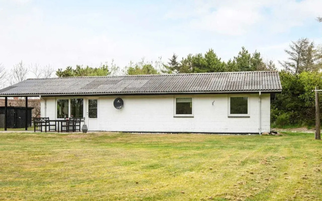 6 Person Holiday Home in Ringkobing-by Traum