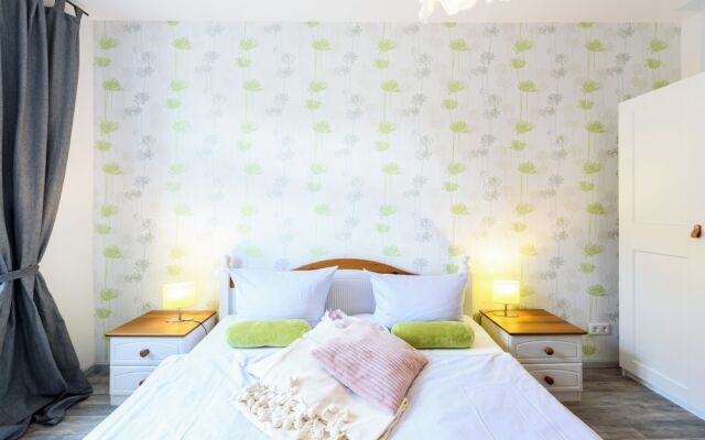 Ackerburgerhof Ballstrase Num18