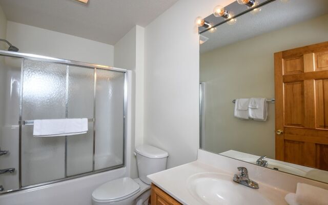 Cedar Creek 4 Bedroom Townhome #14