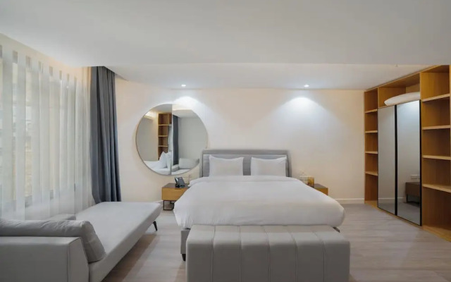 Plaza Athenee Hotel Kuwait